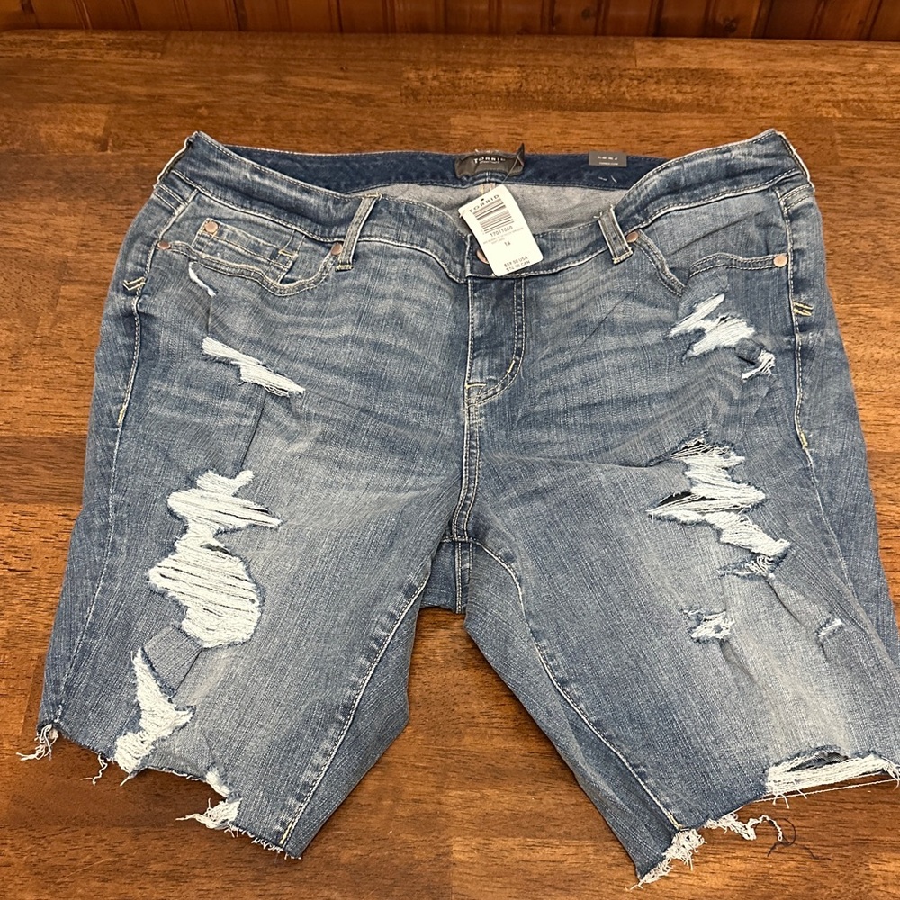Torrid Mid Bermuda vintage stretch so fetch super distressed denim jean shorts